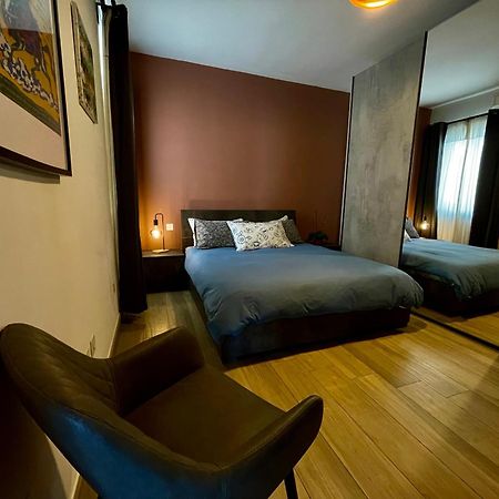 Airport Accommodation Bedroom With Your Own Private Bathroom Self Check In And Self Check Out Air-Condition Included Mqabba المظهر الخارجي الصورة