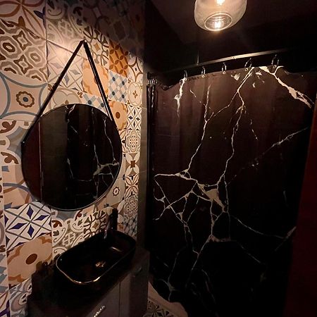 Airport Accommodation Bedroom With Your Own Private Bathroom Self Check In And Self Check Out Air-Condition Included Mqabba المظهر الخارجي الصورة