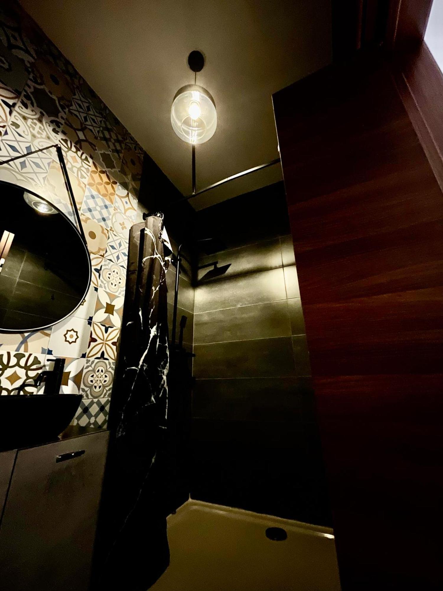 Airport Accommodation Bedroom With Your Own Private Bathroom Self Check In And Self Check Out Air-Condition Included Mqabba المظهر الخارجي الصورة